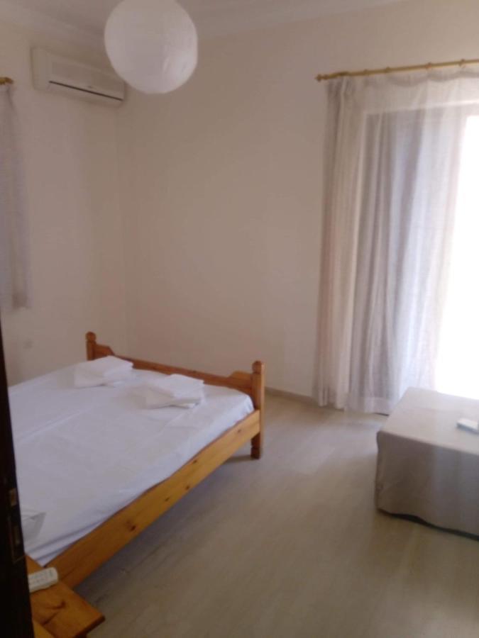 Rousetis Apartments آيجيون المظهر الخارجي الصورة